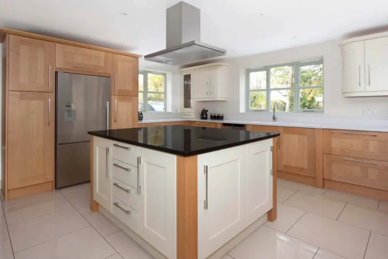 Saunton Painted Oak — Oak