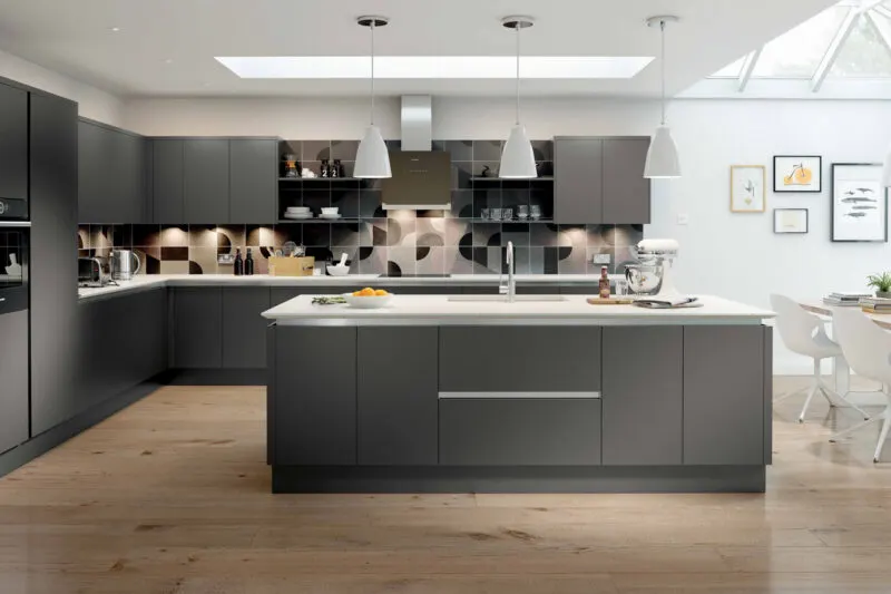 Avila Matt — Photo Library__Anthracite